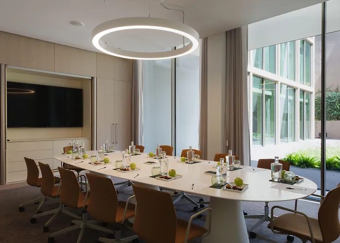 Lumen & The Light Show Hotel Lissabon