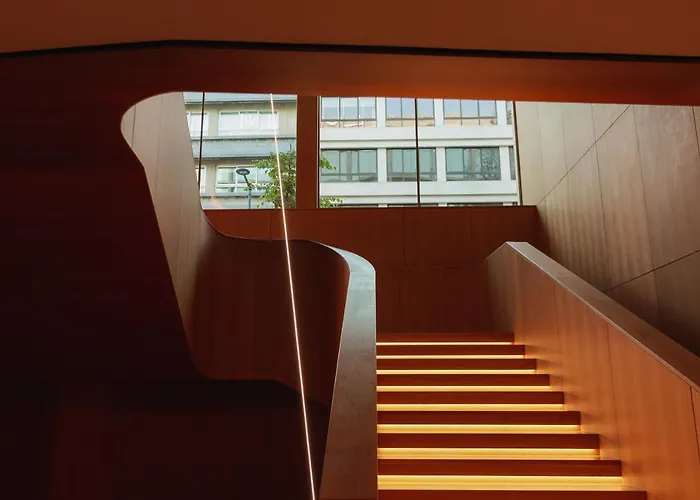 Lumen & The Light Show 4* Lissabon