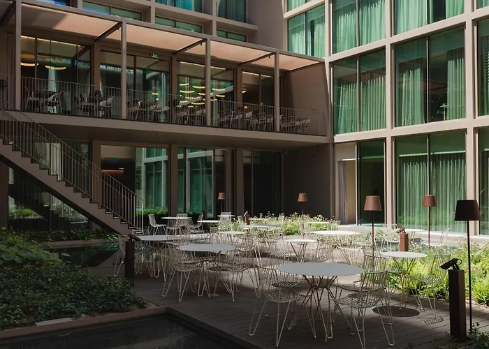 Hotel Lumen & The Light Show