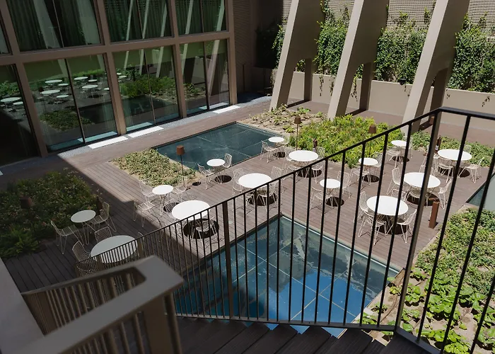 Hotel Lumen & The Light Show Lissabon