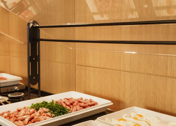 Hotel Lumen & The Light Show