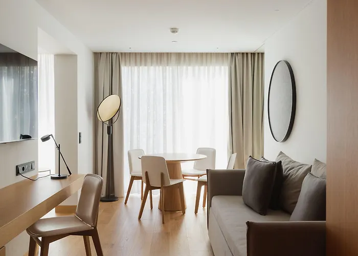 Lumen & The Light Show