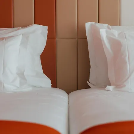 Lumen & The Light Show Hotel 4*